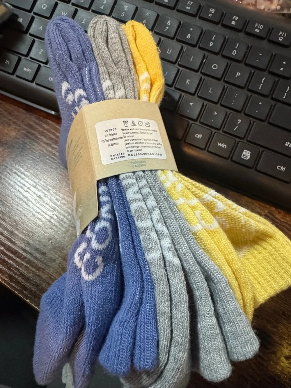 Converse NIP Women’s  Half Cushion Crew Socks - Yellow